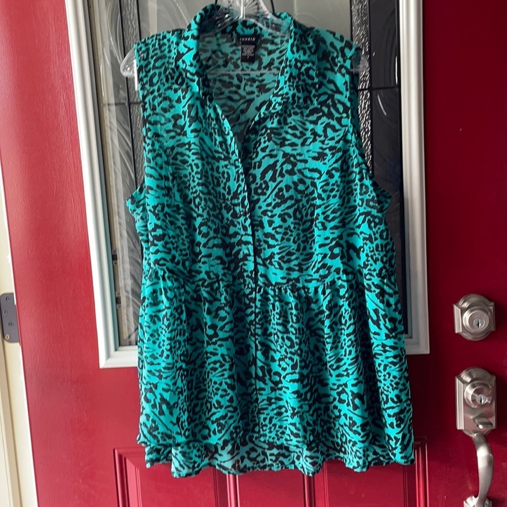 Torrid Turquoise Blue Leopard Print Sleeveless Top 1X